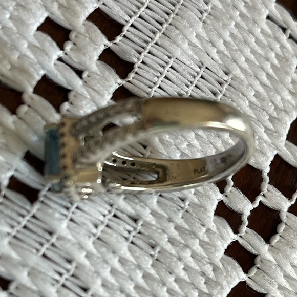 Platinum Diamond Aquamarine emerald cut ring size 7 - Picture 5 of 11
